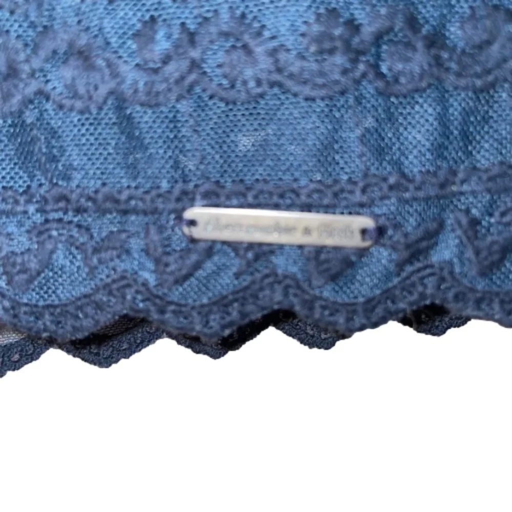 New Abercrombie & Fitch Lace embroidered Geometric Mesh Lined Mini Skirt Size 00